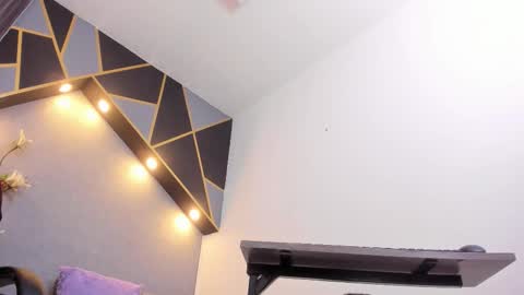 BRIGITTE online show from March 27, 2:24 am