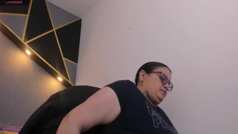 BRIGITTE online show from March 16, 1:52 am