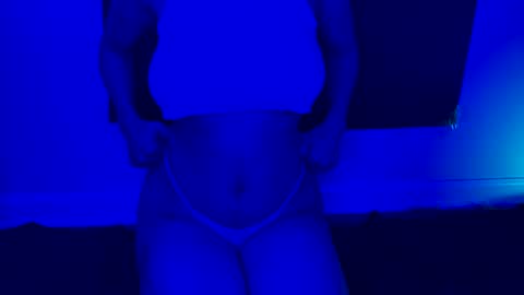 brilovely2222 online show from April 18, 4:59 am