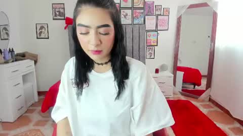 britannie_ online show from July 10, 2:39 pm