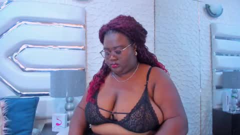 Snapshot of britannyjhonson chatting on October 6, 9:19 pm Britany jhonson online show from October 6, 9:19 pm
