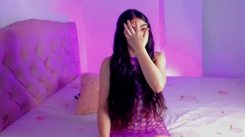 britany lenox online show from December 9, 6:13 am