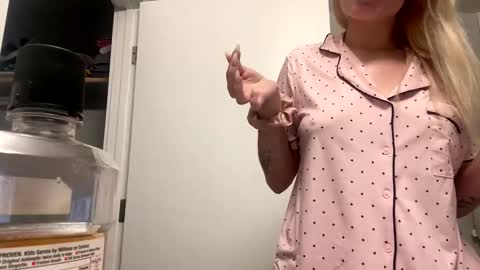 britneycherry08 online show from May 8, 8:21 pm