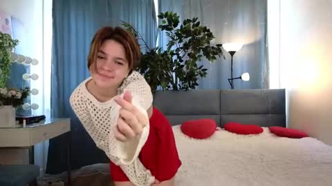 Kira online show from May 15, 6:38 am