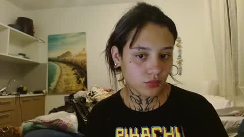 maru miaw   Please help me to reach 100 thumbs up online show from October 17, 7:11 am