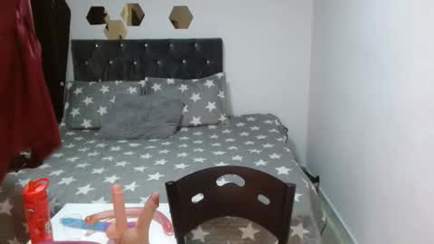 Snapshot of brittanybeauty69 chatting on October 20, 6:33 pm brittanybeauty69 online show from October 20, 6:33 pm