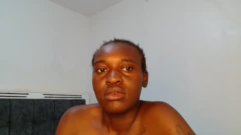 broken_haloo online show from February 5, 6:16 am