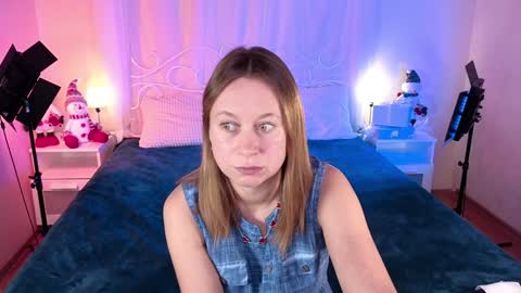 Snapshot of brooke_evans_ chatting on December 15, 8:58 pm Brooke online show from December 15, 8:58 pm