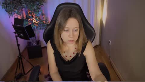 Snapshot of brooke_evans_ chatting on March 8, 8:46 pm Brooke online show from March 8, 8:46 pm