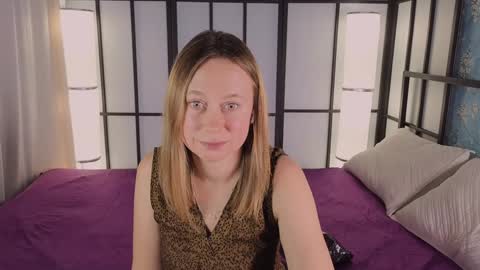 Snapshot of brooke_evans_ chatting on December 14, 9:02 pm Brooke online show from December 14, 9:02 pm