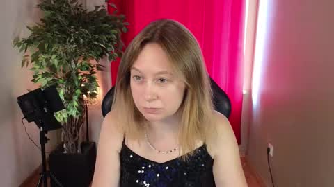 Snapshot of brooke_evans_ chatting on September 10, 12:38 pm Brooke online show from September 10, 12:38 pm