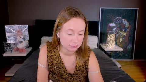 Snapshot of brooke_evans_ chatting on December 13, 9:41 pm Brooke online show from December 13, 9:41 pm