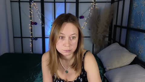 Snapshot of brooke_evans_ chatting on January 5, 1:04 pm Brooke online show from January 5, 1:04 pm