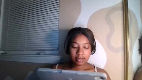 Brownsuagrcutie online show from April 17, 2:13 am