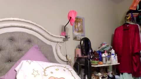 brujerita_dmota online show from May 11, 1:51 am