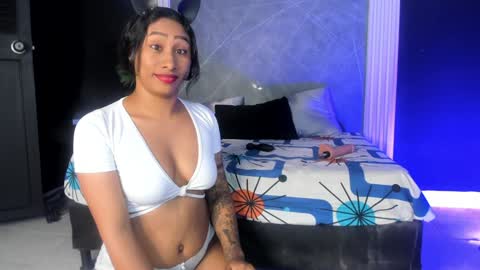 Snapshot of brunettesexyy0 chatting on December 13, 8:58 pm brunette online show from December 13, 8:58 pm
