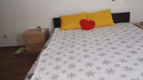 Snapshot of brunettgirl_ chatting on February 21, 4:37 pm Ellis online show from February 21, 4:37 pm