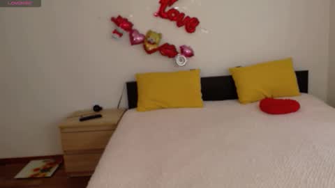 Snapshot of brunettgirl_ chatting on October 14, 10:18 am Ellis online show from October 14, 10:18 am