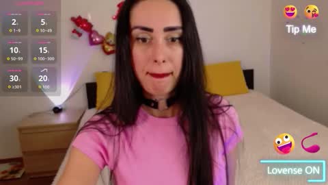 Snapshot of brunettgirl_ chatting on October 3, 3:00 am Ellis online show from October 3, 3:00 am