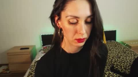 Snapshot of brunettgirl_ chatting on January 15, 8:16 pm Ellis online show from January 15, 8:16 pm