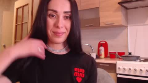 Snapshot of brunettgirl_ chatting on February 5, 6:46 am Ellis online show from February 5, 6:46 am