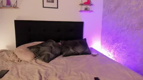 Bubbalo  online show from March 12, 8:55 pm