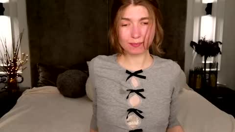 bubble_kiss online show from April 22, 2:25 pm