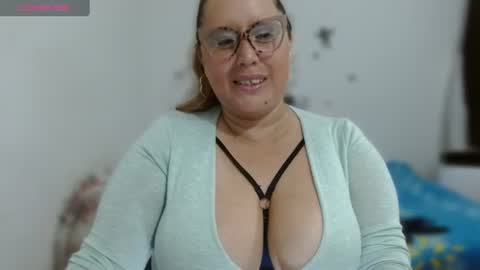 bunniosito online show from July 9, 1:19 am