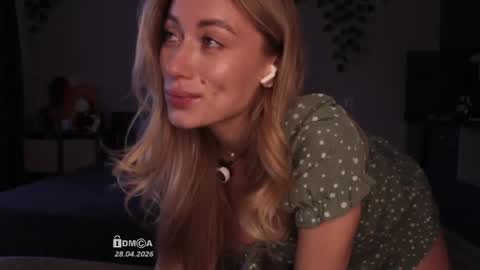 B U N N Y online show from April 28, 2:27 am