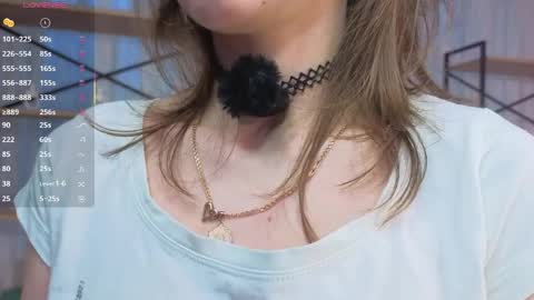 Lizy online show from April 28, 2:27 am