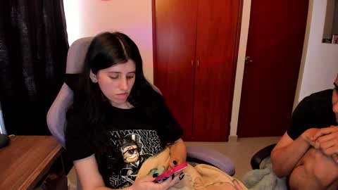 Snapshot of bunnyy09 chatting on December 8, 7:32 pm Jess online show from December 8, 7:32 pm