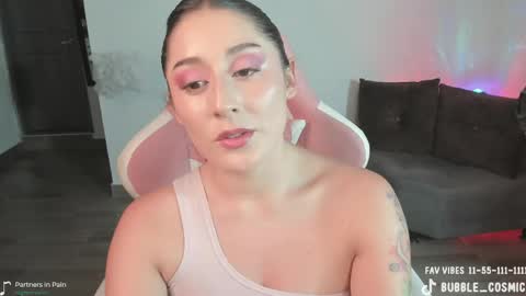 Im Val Welcome to my room My instagram Bubble cosmic online show from April 29, 12:03 am