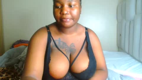 busty_mellons69 online show from April 19, 7:27 pm