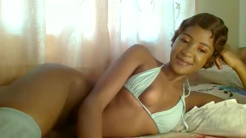Snapshot of buttter_cup chatting on September 30, 7:14 am Claudia online show from September 30, 7:14 am