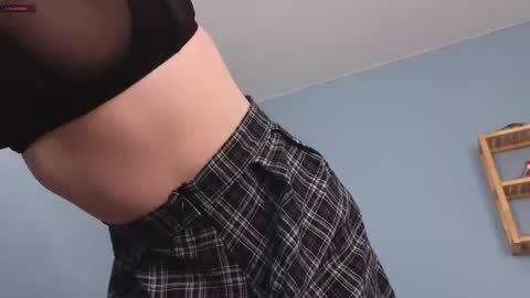 Kira online show from April 25, 1:41 pm