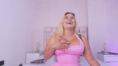 Carolina online show from April 16, 3:07 am