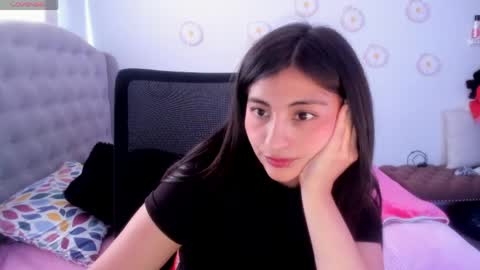 caami02 online show from March 31, 7:36 pm