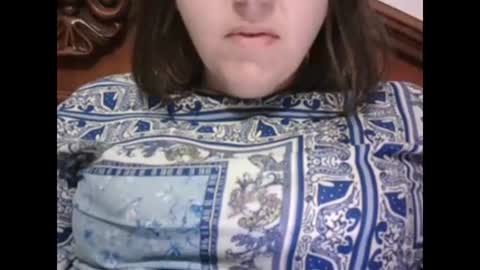 caldatroia online show from December 9, 4:47 pm