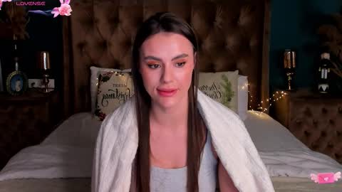 Cali online show from December 15, 11:32 pm