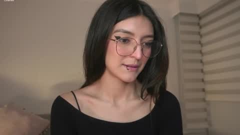   online show from April 18, 2:36 am