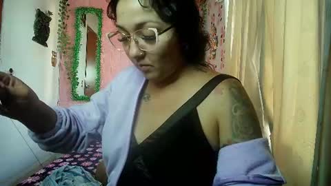 paula online show from July 21, 10:10 pm