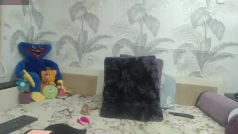 CamDiva1 online show from April 24, 11:18 pm