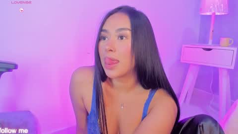 Camelia Smith online show from October 18, 5:10 am