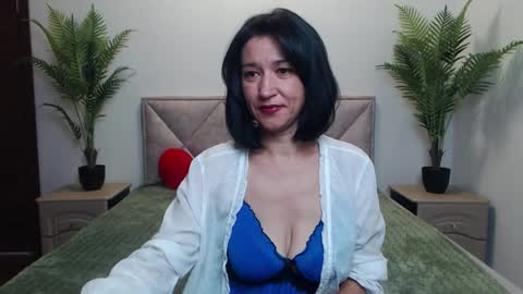 Snapshot of cameronenns chatting on September 12, 6:35 am Cameronenns online show from September 12, 6:35 am