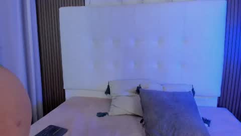 cami_adamss online show from June 11, 12:02 pm