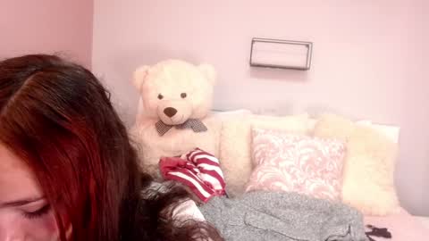 Snapshot of cami_fire chatting on January 30, 7:48 pm Cami online show from January 30, 7:48 pm