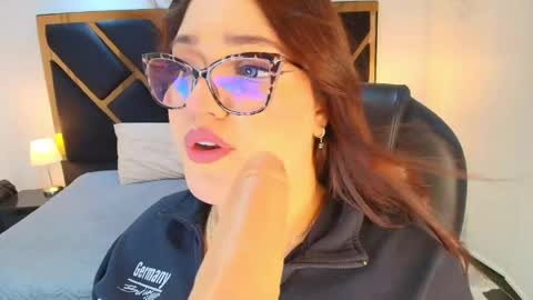 Camila Osorio online show from April 27, 7:22 pm