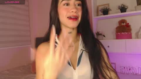 camila online show from May 27, 9:01 pm