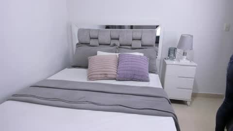 Camila buitrago online show from April 6, 11:39 pm