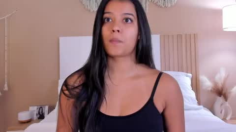 camila_bustamante_ online show from April 22, 2:03 pm